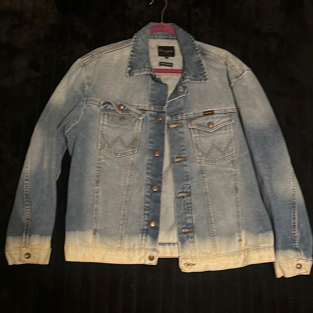 Wrangler Light Blue and White Jean Jacket